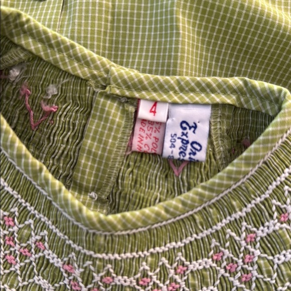 Green Smocked Sleeveless Sundress - Picture 7 of 9